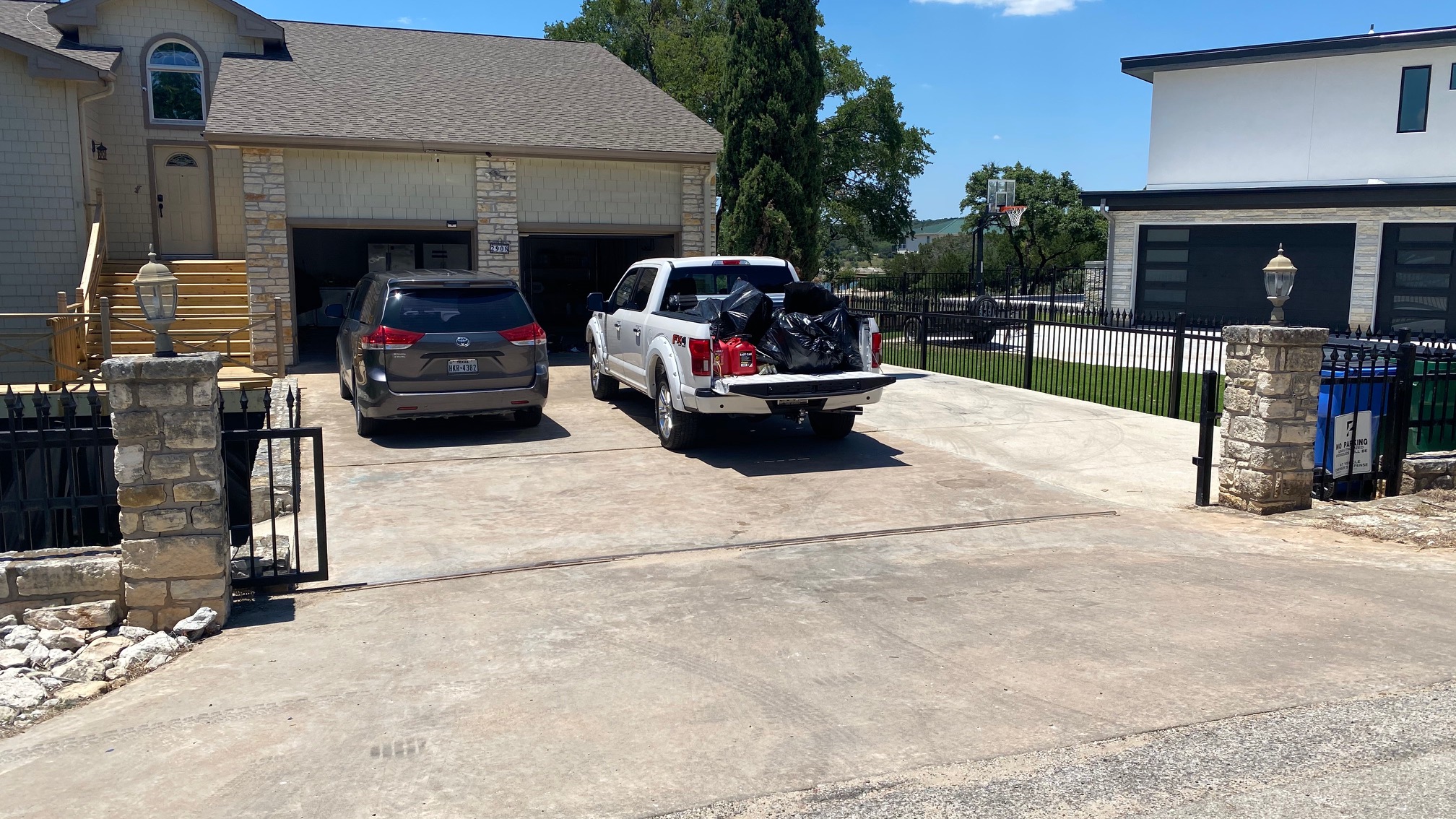 Driveway and garage parking